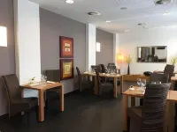 Hotel-Résidence am Klouschter - breakfast