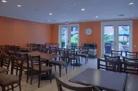 Ramada Suites by Wyndham San Diego