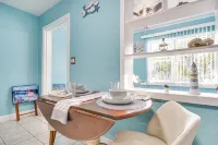7 Mi to Dtwn: Cozy Studio in St Pete Beach! Hoteles en St. Pete Beach