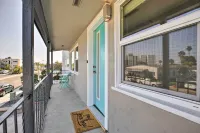 Charming San Diego Apartment - Walk to Bay!