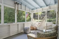 Cozy cottage with private HOT TUB, lake access, Gunstock mountain & fire pit
