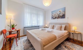 Family Friendly Apartment with Parking - Happy Rentals