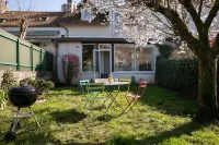 Townhouse with garden Hotels in Perigueux