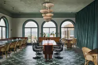 Hotel Genevieve - 4-Star