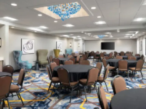 Hampton Inn & Suites Dallas-DFW Arpt W-SH 183 Hurst Hoteles en Hurst