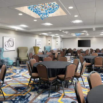 Hampton Inn & Suites Dallas-DFW Arpt W-SH 183 Hurst