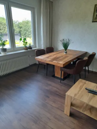 Ferienwohnung am Waldrand und Trotzdem Zentral