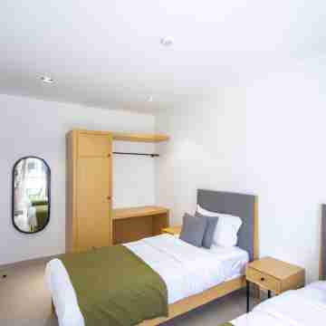 Cozy Condo With a Large Swimming Pool & Gym - in a Heart of Siem Reap Rooms