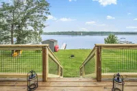 Decorated for Holidays-Games-Flannel Sheets-Fireplace-Perfect Retreat to Relax