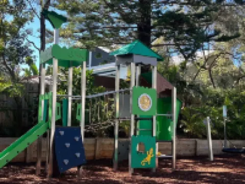 フリンス オン サーフ ビーチ ヴィラズ ポート・マッコリーのホテル