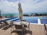 Flat Vista Maravilhosa Para o Mar - สระว่ายน้ำแบบอินฟินิตี้