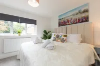 3Bed Luxury House in Stevenage Hertfordshire  Short Lets