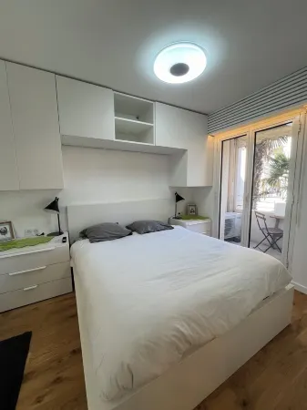 T2 Neuf Hyper Centre Ville Sanary Отели рядом с достопримечательностью «Mas de Pierredon - Camping Sanary-sur-Mer - CAMPASUN»