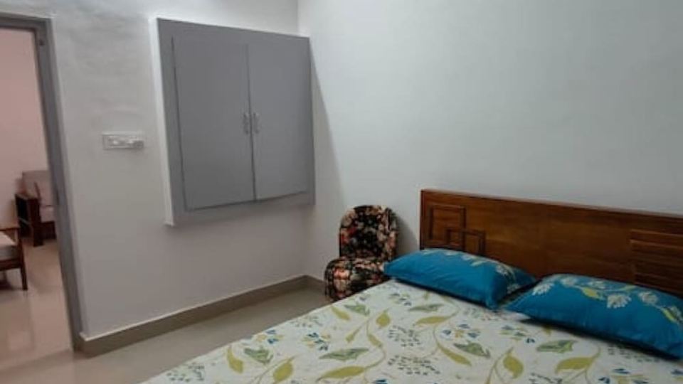 Genesis spaces non AC upto 4 guests Kottayam