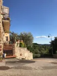 Stay on the walls of Murlo Castle, apartment with breathtaking views