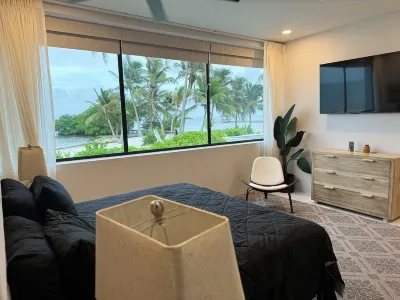 Upscale 2 bedroom beach front Villa Hotels in 