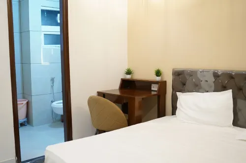 Harmony Haven: Comfortable 3 BHK Haven for All