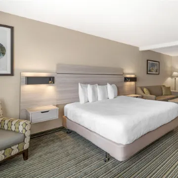 Best Western Plus Twin View Inn  Suites