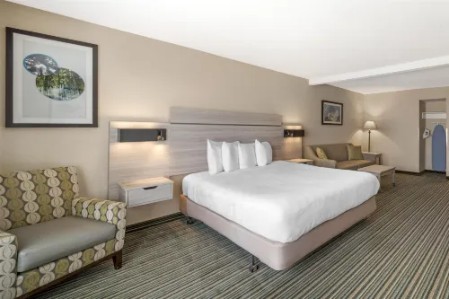 Best Western Plus Twin View Inn  Suites