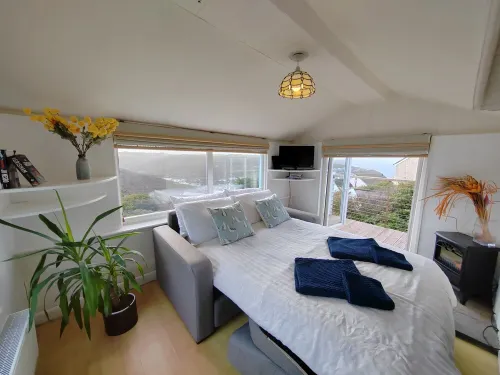 New to Vrbo Unique coastal detached property Hotels in Porthtowan