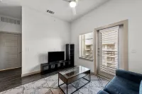 Modern 1BR near TPC Golf / WiFi included