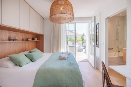 Villa Les Peupliers with private pool and sauna in Royan by the sea