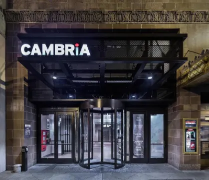 Cambria Hotel Chicago Loop - Theatre District Hotels near Millennium Park