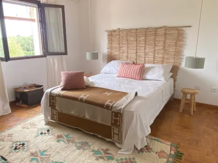 3 Bedroom Private vacation home in Saint-Cyr-sur-Mer