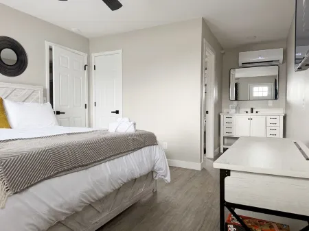 RiverStone Retreat A