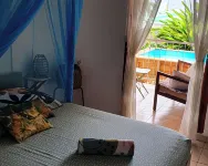 Les ti kaz a papé sunny gîte with small private pool, close to plage Leroux