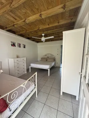 F3 Villa Mamour Bord de Mer Case Pilote Hotels in 