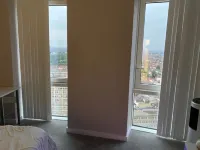 Modern One-Bedroom in Cosy East London Apartment –Just 15 Mins to Central London