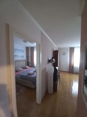 Charming 1-bedroom apartment in brilliant Doboj with WiFi, AC Hotels in Doboj