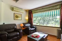 3BHK Cosy & Ultra Luxurious Apartment Hotels in New Friends Colony