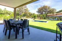 Casa Omigna Hotels in Figari