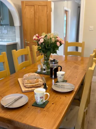 Whitepark Lodge - 5-Bed Countryside Home. Newly renovated family-friendly home