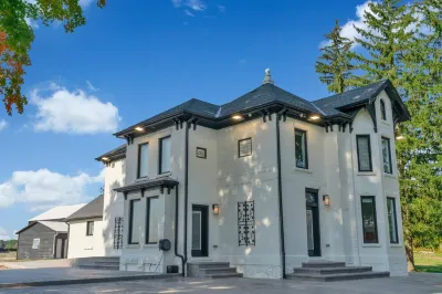 Scenic 10 Acre Farm House - Host Your Event Here Hoteles cerca de Springridge Farm