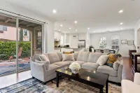 3Br Charming Irvine Gem｜Private Patio｜Workspace｜Pet-Friendly｜Garage Access #110