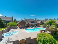 Cascade Cottage Stay for 6 Hotels in Sisters