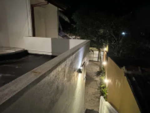 Charming upper level 2-bedroom house in tranquil Panadura with WiFi, AC
