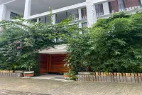 Séjour chic à Bonoumin Abidjan Mall. Appartement moderne avec un jacuzzi. Hotels in 