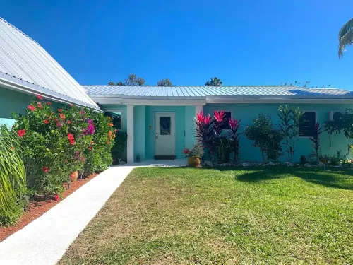 Florida Keys Water Front Vacation Home with Pool Hotels in Big Pine Key