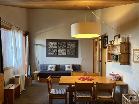 Appartement T2 40 m2 au Pied des Pistes Отели в г. Белантр