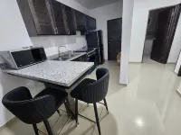 Very nice, clean and quiet place to relax and enjoy! Near downtown & the beach.