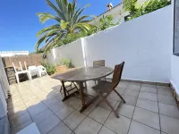 Charmante Villa Avec Piscine au Coeur de la Plus Grande Marina D'europe