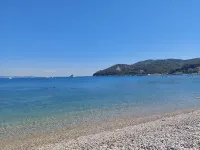 Apartment Cala Azzurra - with large garden and a stone's throw from the sea Hotels in Rio