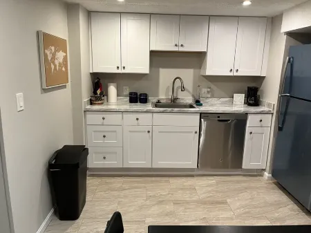 Suburban apartment, quiet!