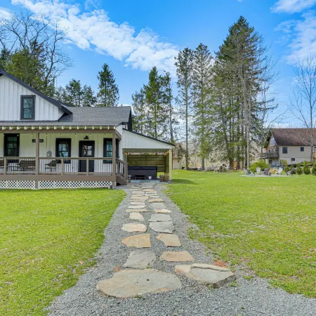 Hot Tub and Lake Access at Poconos Getaway!