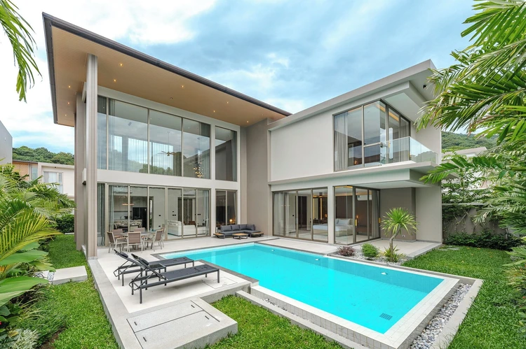 รูปภาพของพูลวิลล่า 4 ห้องนอนใกล้ชายหาด วี200