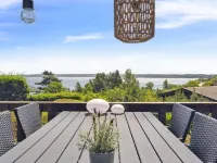 "Sighbiorn" - 150m to the Fjord